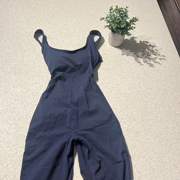 YeoReo Instagram Blogger Fav Navy Flared Size Small - Picture 3 of 12
